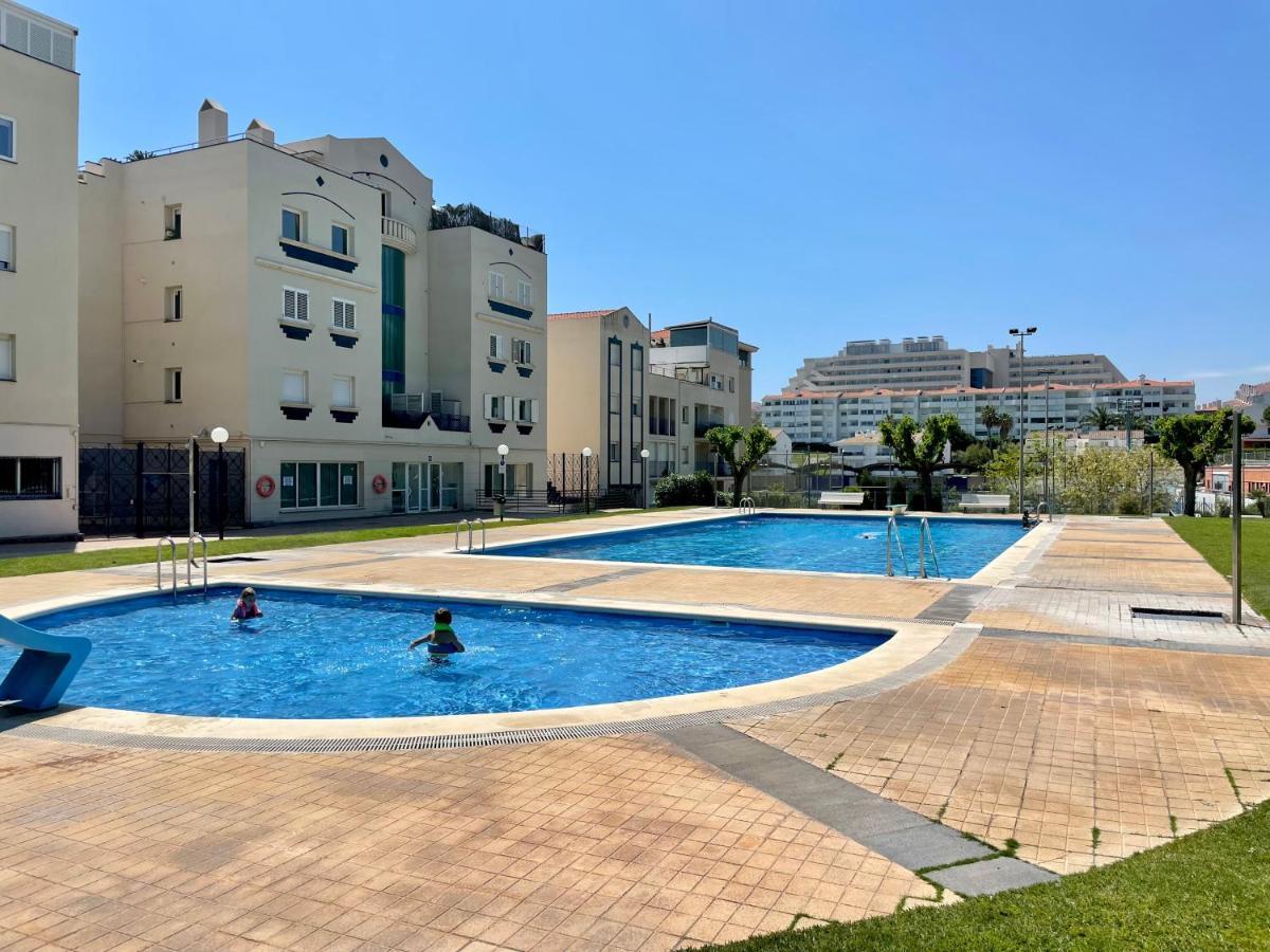 Апартаменты La Marina2 Seaview With Amazing Terrace Сиджес Экстерьер фото